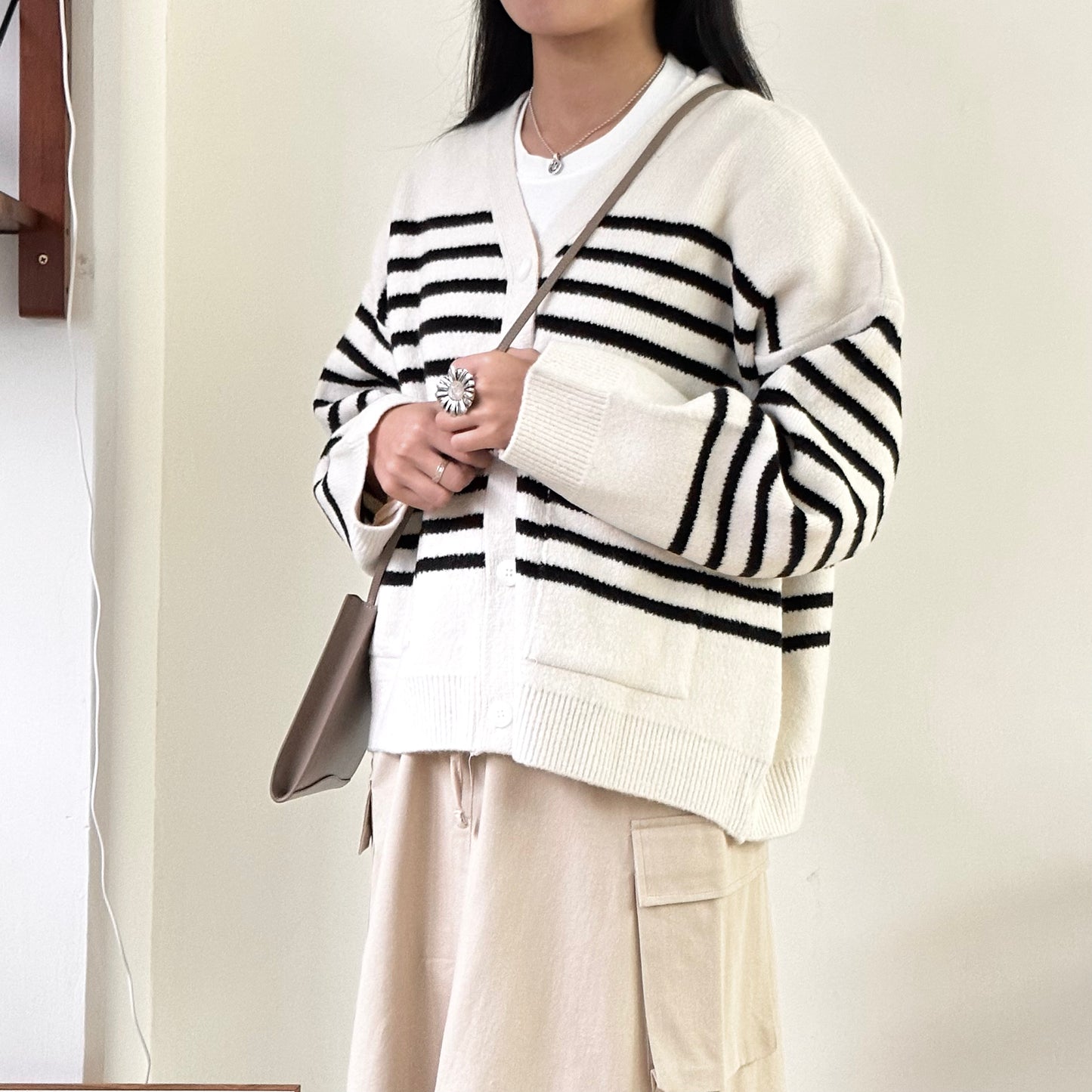 寬鬆間條厚實針織外套