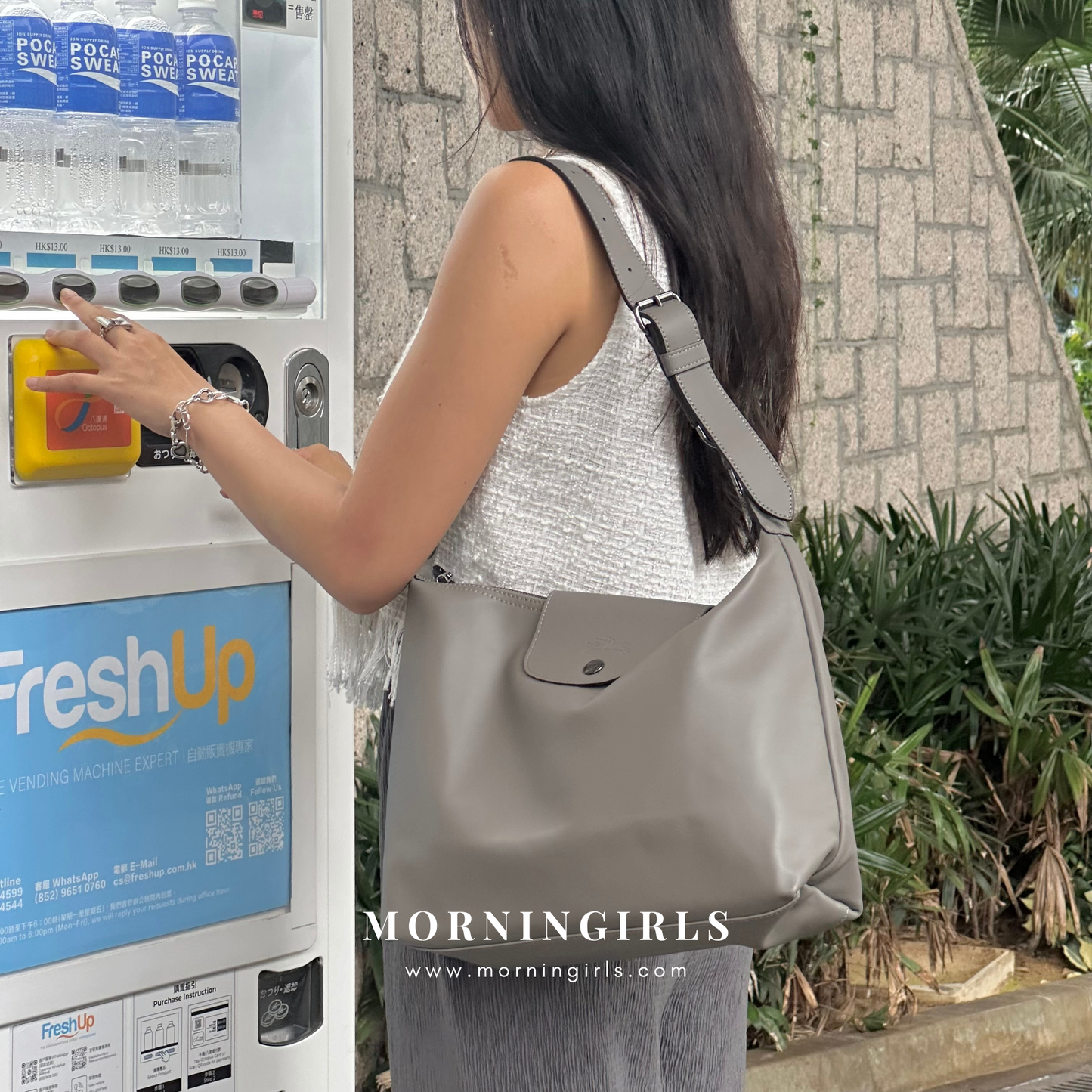 LONGCHAMP Le Pliage Xtra M Hobo Bag 超熱賣真皮系列［超人氣黑色大象灰限量現貨優惠中 完售即止!］