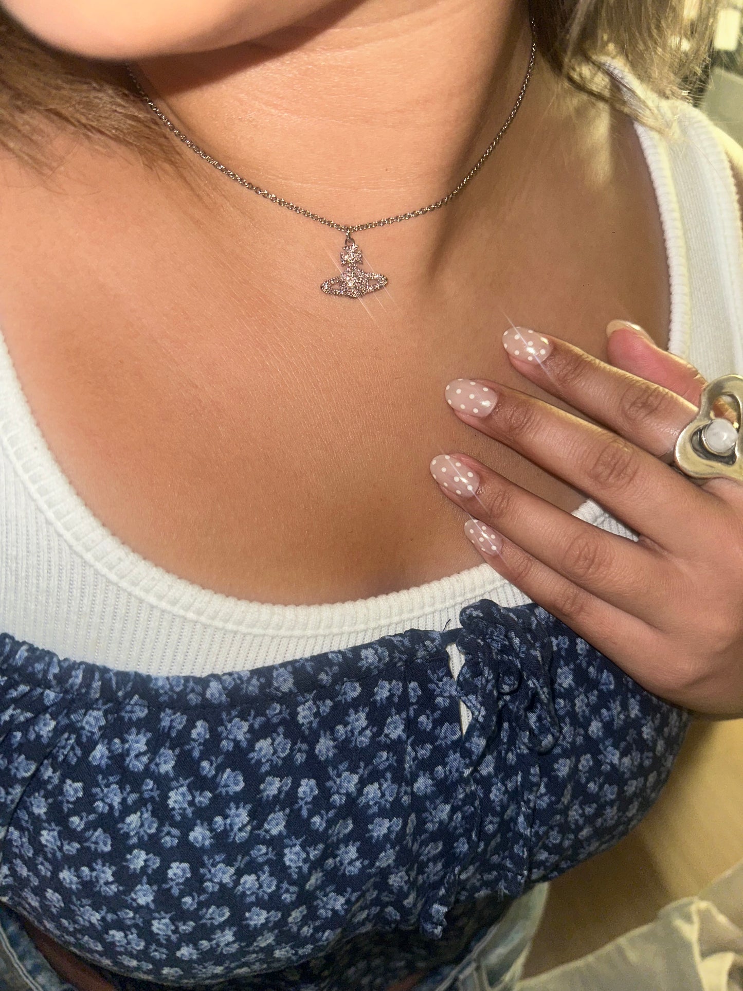 Vivienne Westwood Grace Bas Relief Pendant Necklace 全粉紅閃鑽土星 儀式感人士之選 [最新上架! 超限量現貨!]