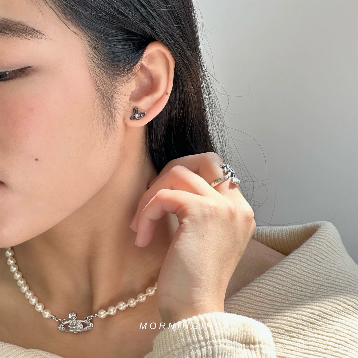 Vivienne Westwood Nano Solitaire Earrings 銀色 [超熱賣!可放耳骨 性價比超高]