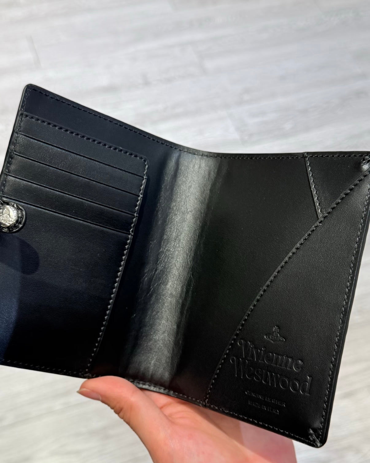 Vivienne Westwood Passport Case 護照套 [英國年中優惠🇬🇧]