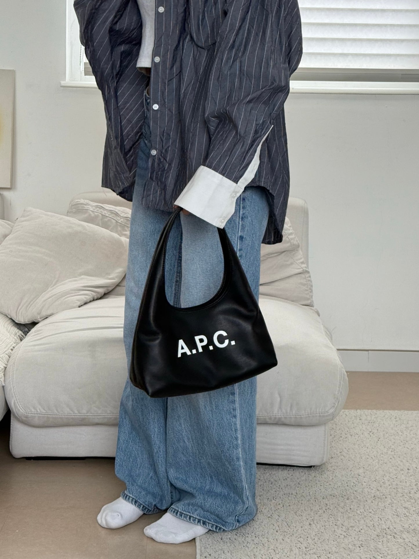 A.P.C. Baby Ninon Shoulder Bag［最新上架! 超可愛腋下袋! 全現貨發售中］