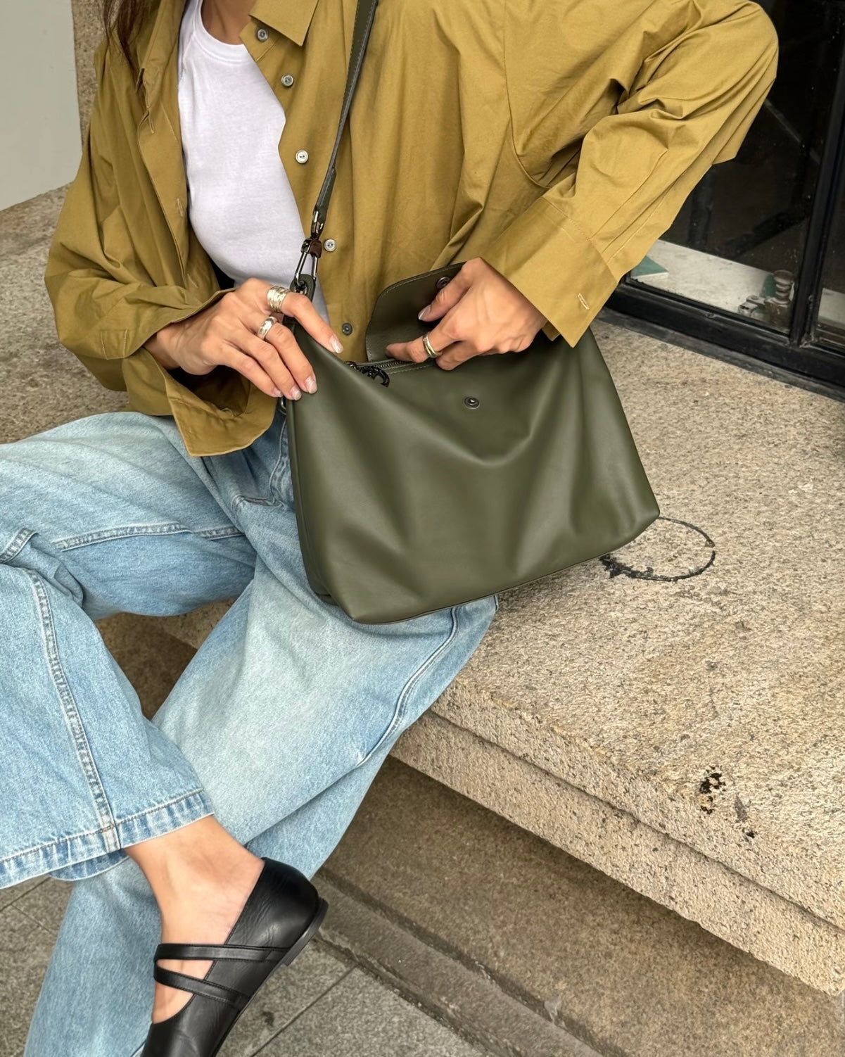 LONGCHAMP Le Pliage Xtra M Hobo Bag 超熱賣真皮系列［超人氣黑色大象灰限量現貨優惠中 完售即止!］