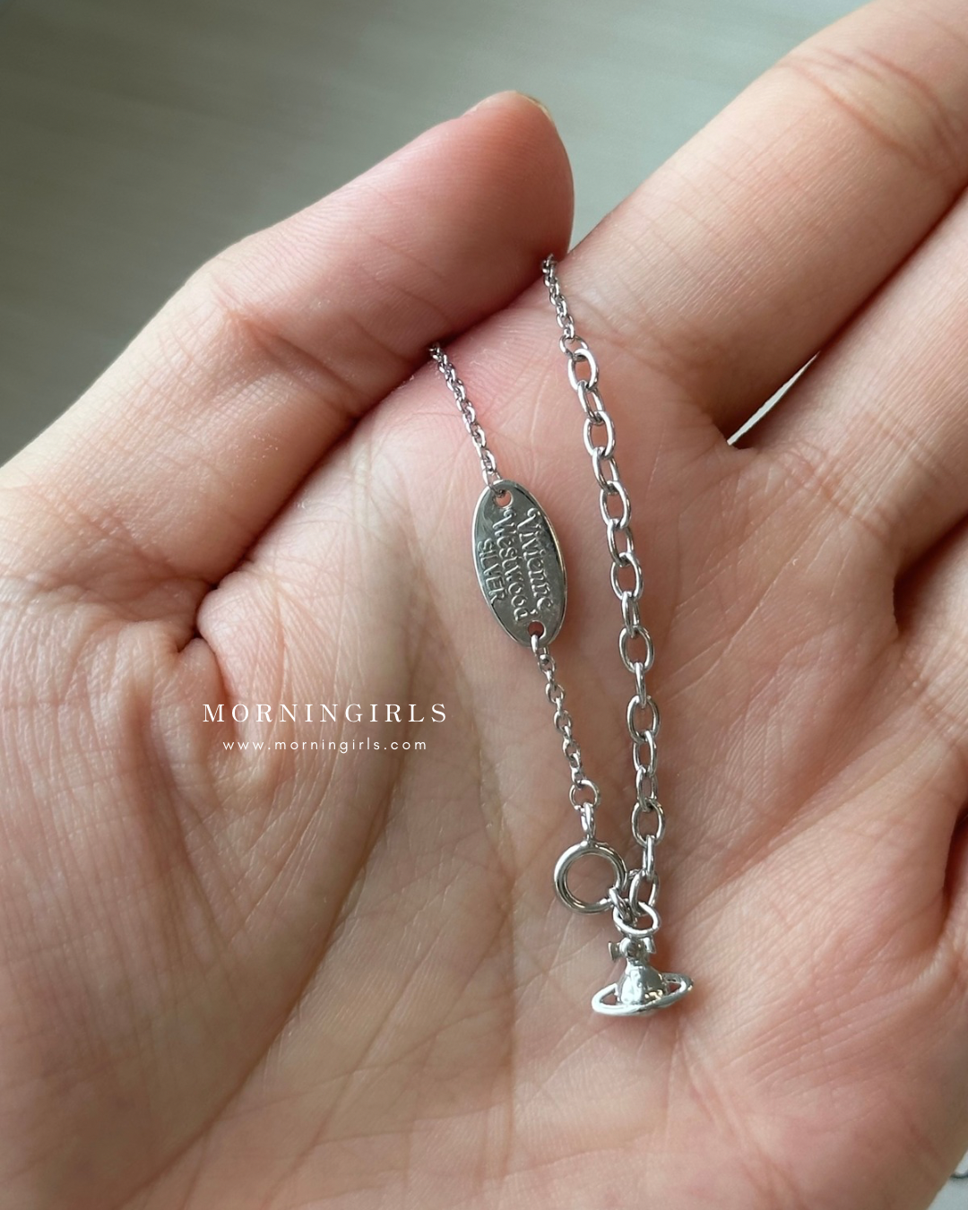 Vivienne Westwood Octavie Pendant Necklace 蝴蝶結星球 [100%純銀 IVE直井怜同款 現貨發售中!]