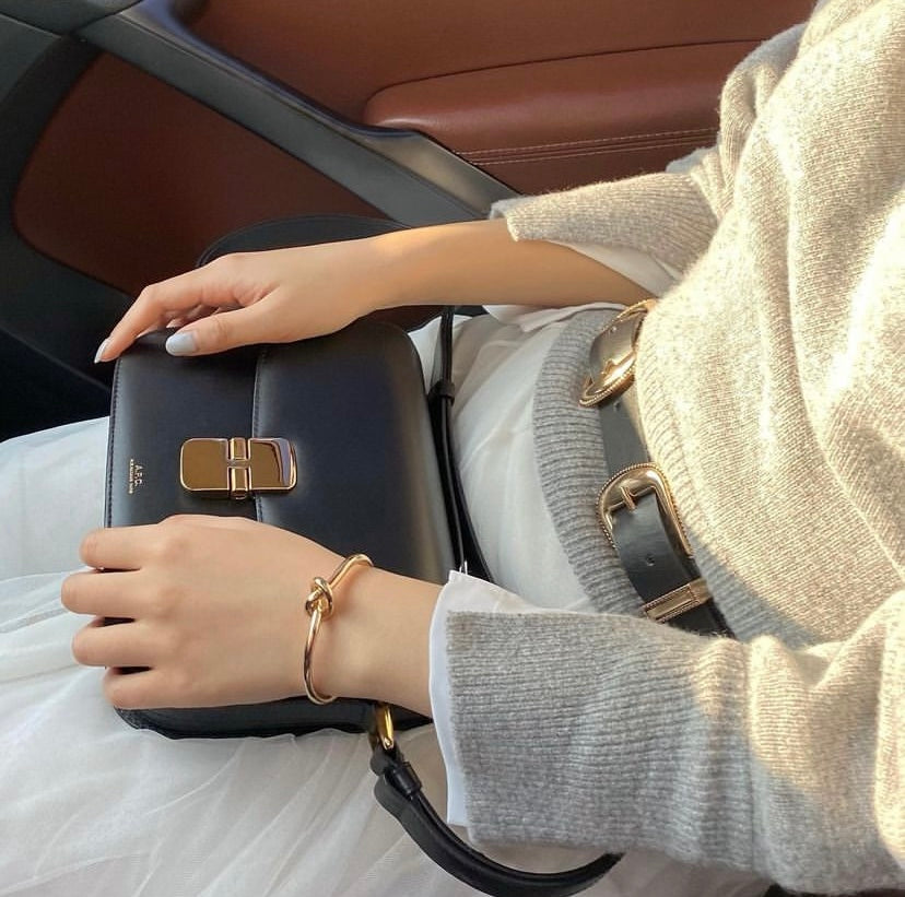 A.P.C. Grace Bag [經典金扣 SMALL]［深啡猄皮美德拉風限定上架］