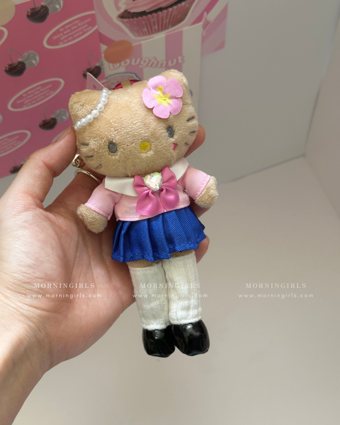 長腿 Hello Kitty 掛飾 𝜗𝜚 日本限定 [大量現貨到達⋆˙⟡可到旺角門市即時購買現貨!]