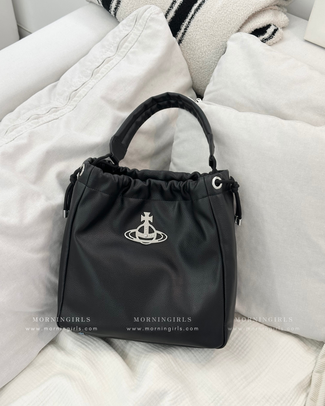 Vivienne Westwood Hilary Bucket Bag 超軟身黑銀荔枝皮 [雙11折上折! 大容量方形小水桶 可上膊!]