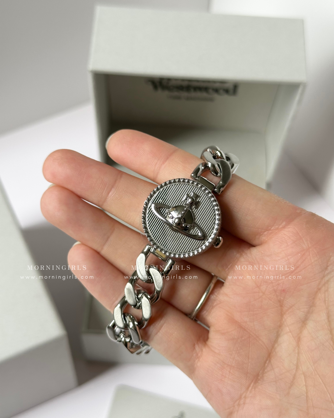 Vivienne Westwood Orb Button Watch 滑蓋手錶 [古巴鏈Vintage復古感 歐洲全斷貨最後一批12月中到]