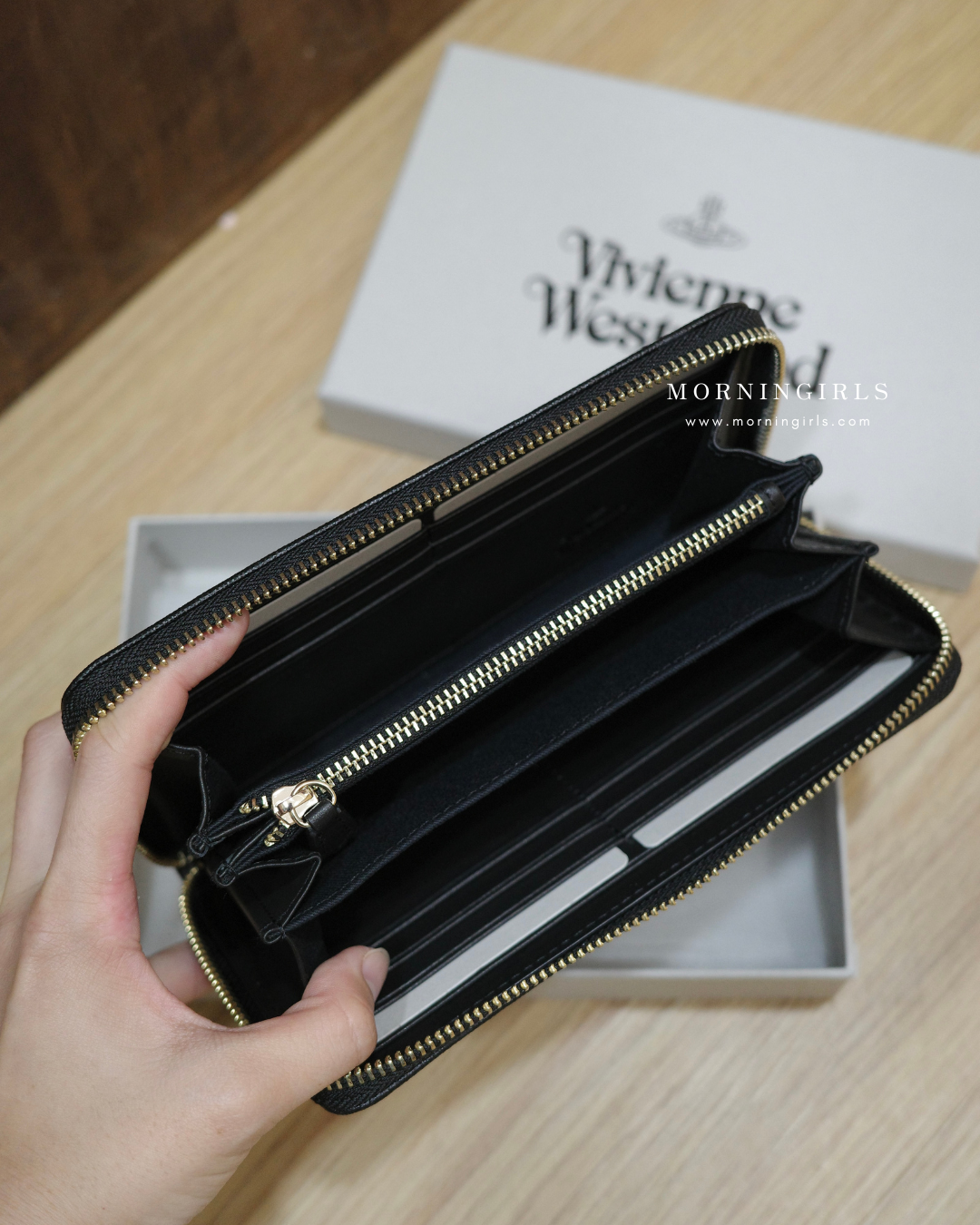 Vivienne Westwood 多間隔拉鏈長銀包