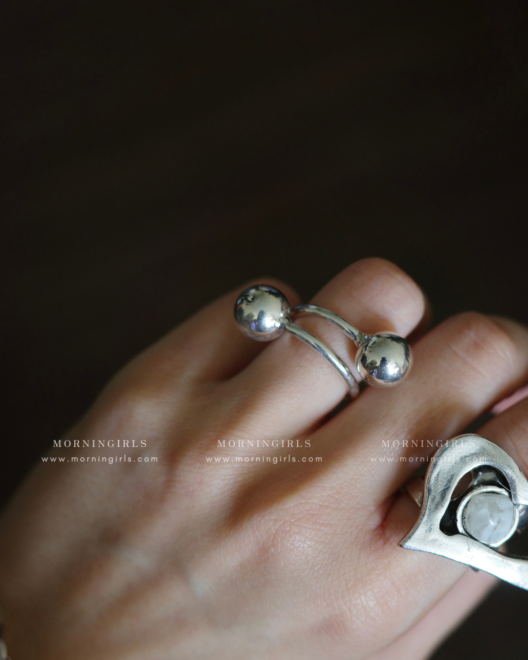 Otro Accesorio 西班牙手工飾物 - Double Ball Ball Ring  [NEW ITEM!可自行調節大小 超好配襯]