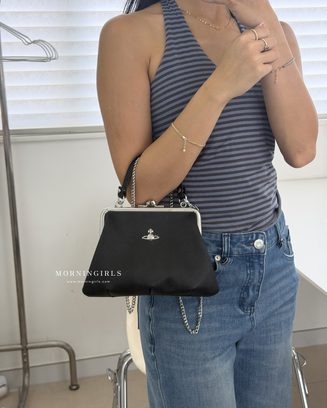 Vivienne Westwood Granny Frame Purse 經典餃子袋 黑色十字紋 [防刮花!]
