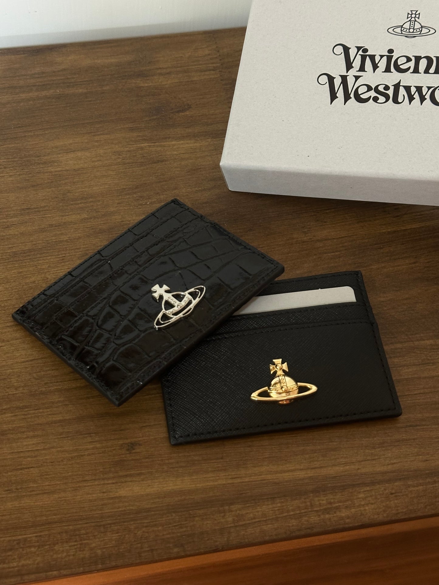 Vivienne Westwood Crocodile Cardholder 黑銀鱷魚皮 [最熱賣cardholder! 舊版令面大格現貨完售不設補貨!]