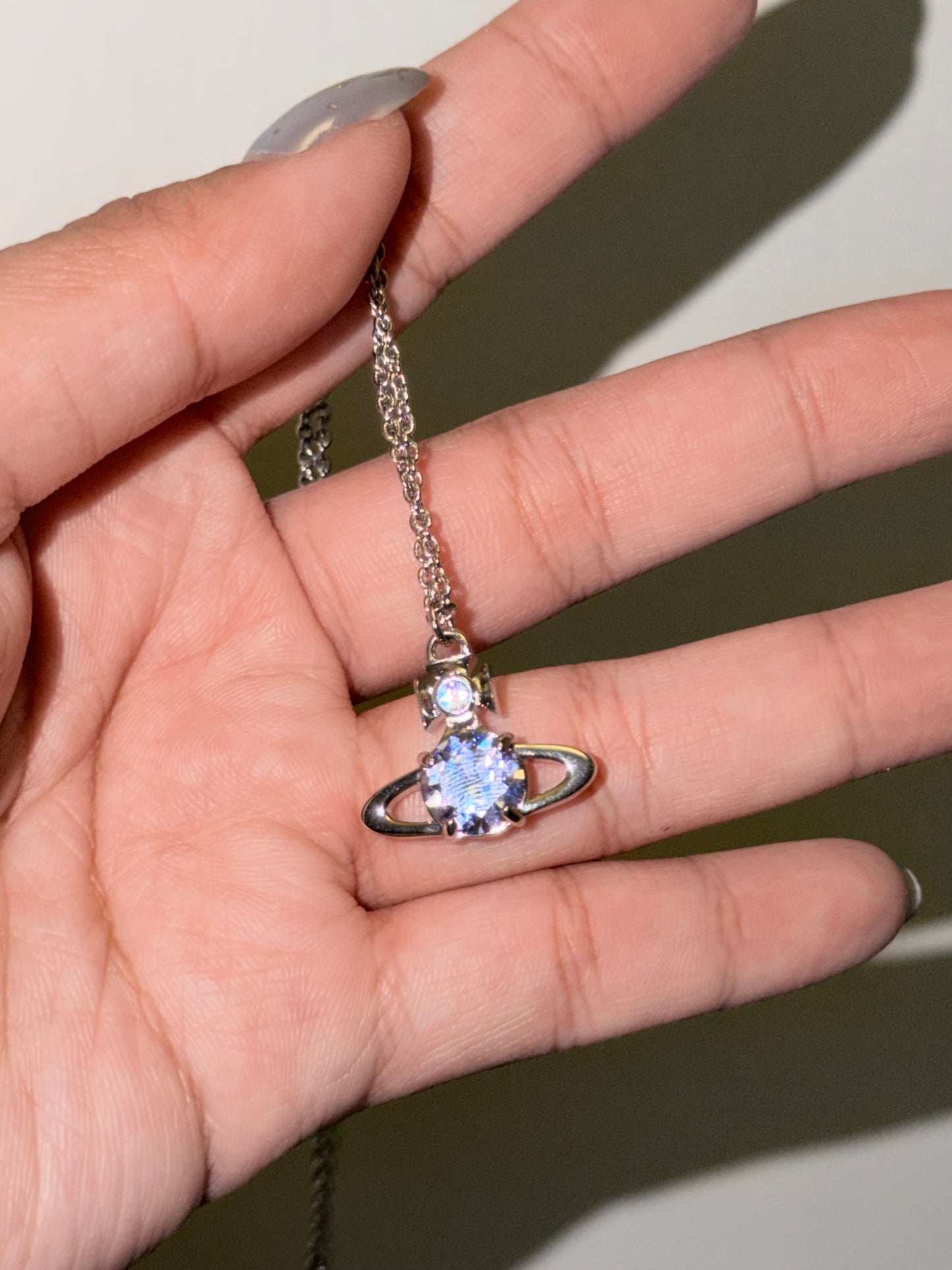 Vivienne Westwood Reina Large Pendant Necklace 2025最新限定薰衣草紫 [最新上架! 大粒鑽超搶眼!]