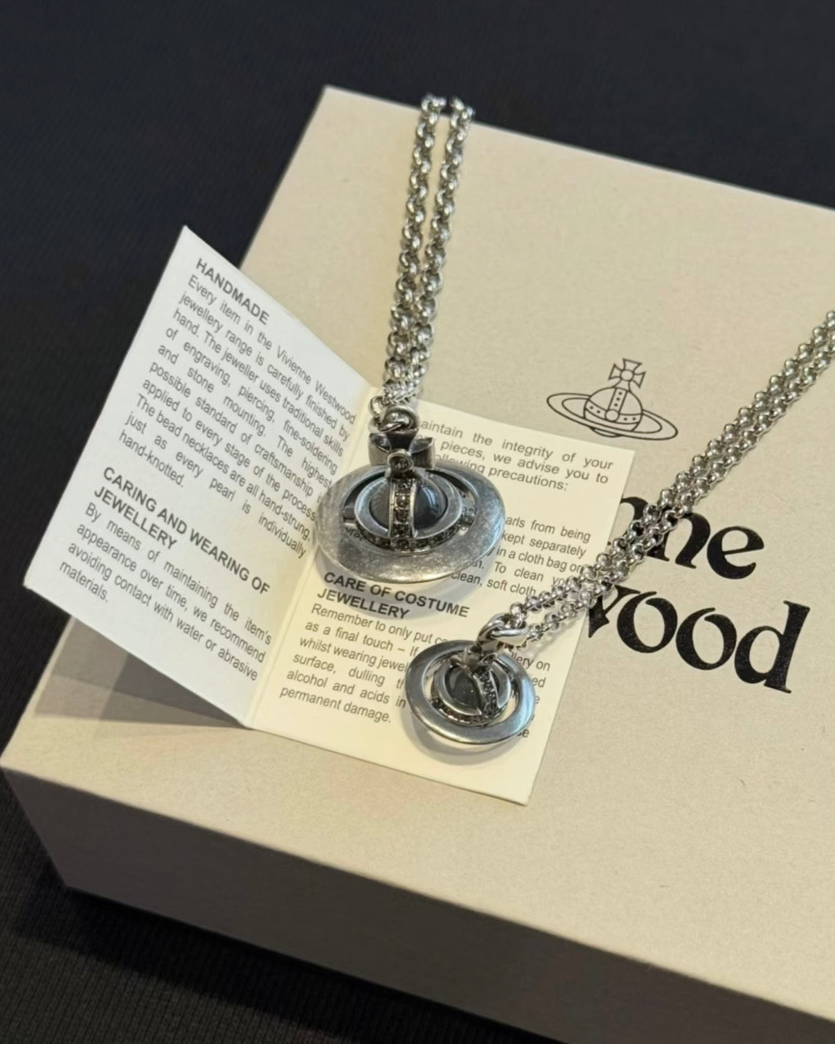 Vivienne Westwood ORB Pendant Crystal Necklace 水泥灰長款  [SMALL SIZE大折扣! 造舊工業風]