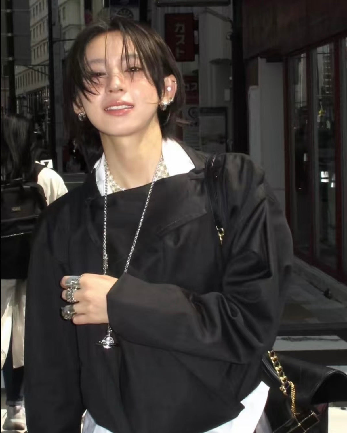 Vivienne Westwood ORB Pendant Crystal Necklace 透明銀色星球 [MEDIUM & LARGE大折扣! 經典熱賣!]