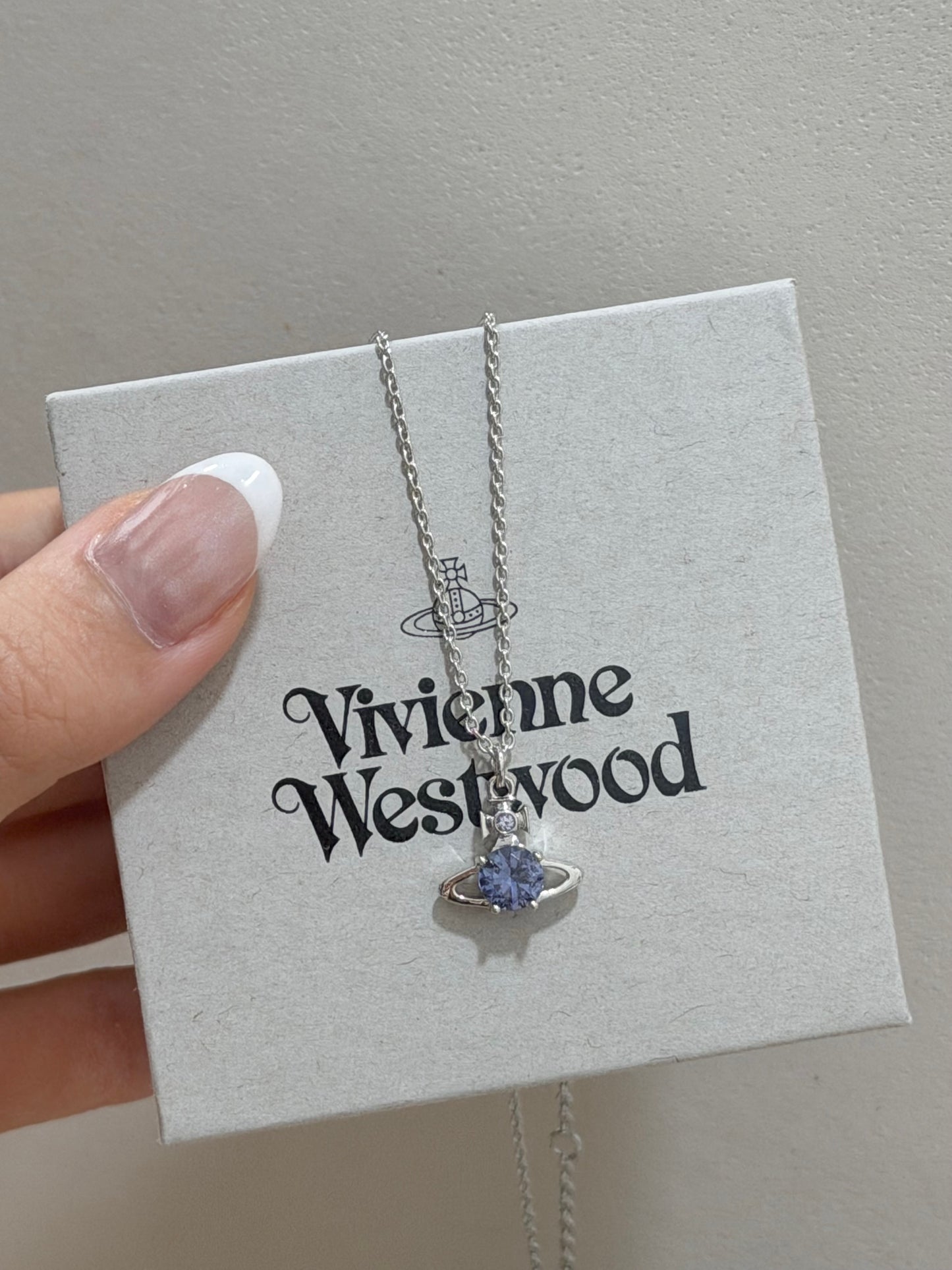 Vivienne Westwood Reina Necklace 2026最新限定薰衣草紫色 💜[低調精緻小閃鑽]