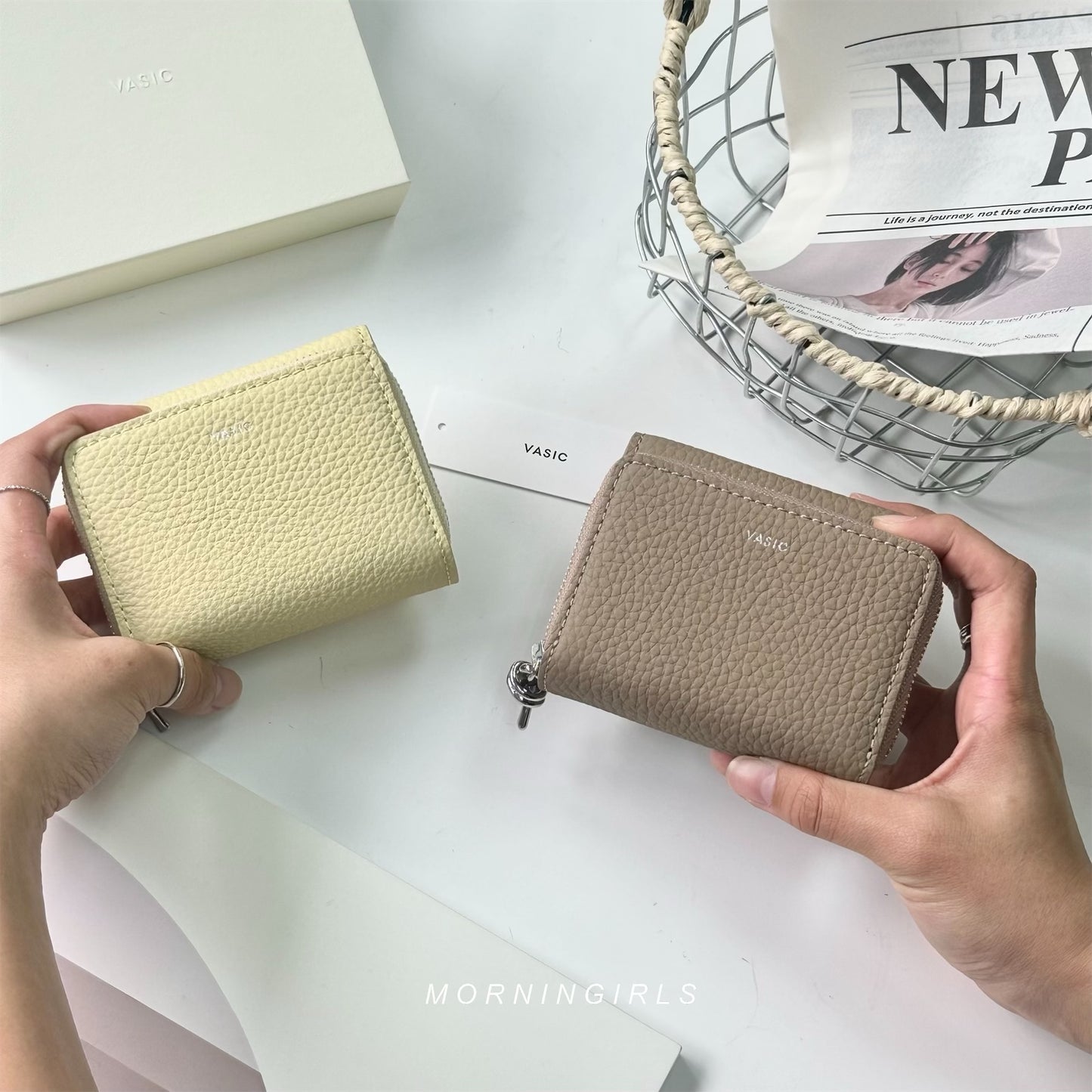 VASIC Round Mini Mini Wallet [Taupe現貨發售中]