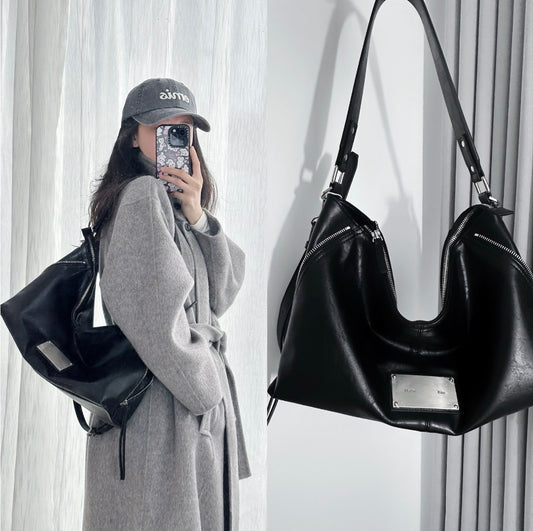 Matin Kim Side Zipper Shoulder Bag LARGE 最新韓國選物🇰🇷側鍊飾帶單肩大流浪袋［防刮耐用 超熱賣復古中性風］