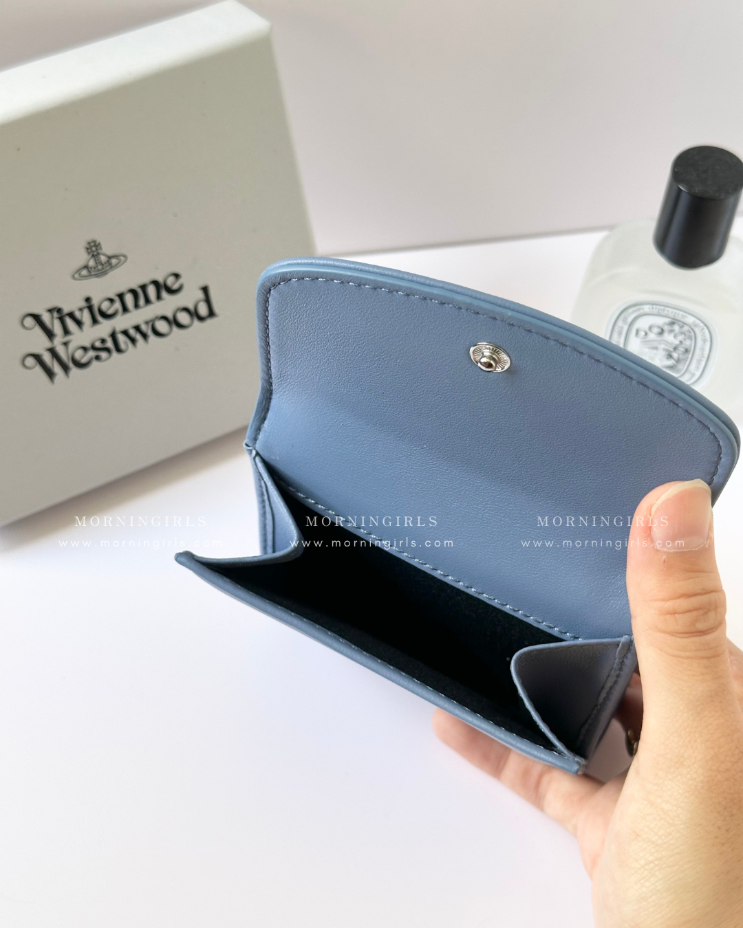 Vivienne Westwood Small Wallet 霧藍色小羊皮 [超罕有薄身連相位銀包!]