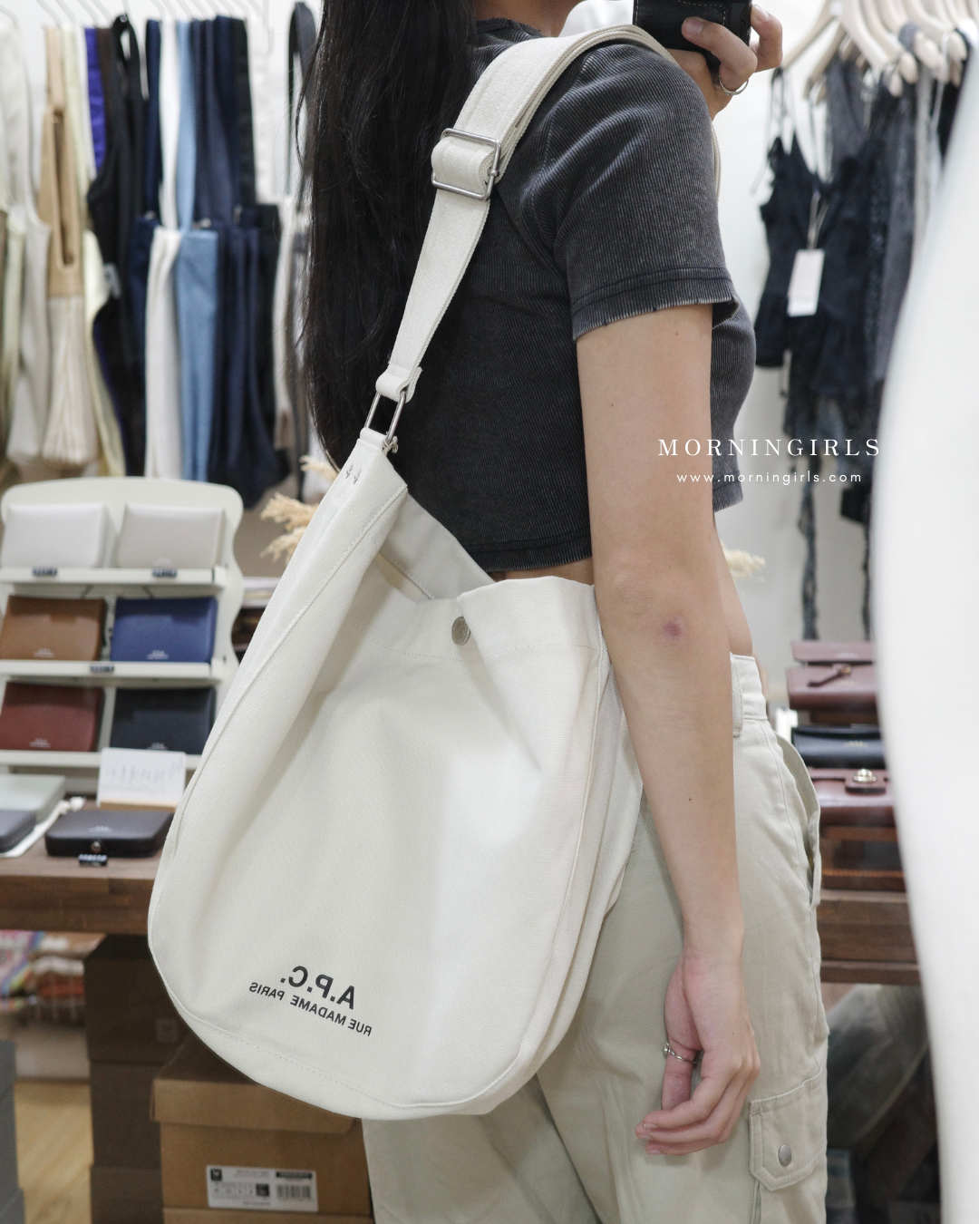 A.P.C. Journal Satchel Bag［最新上架! 百搭EVERYDAY BAG! 限量現貨優惠中!］