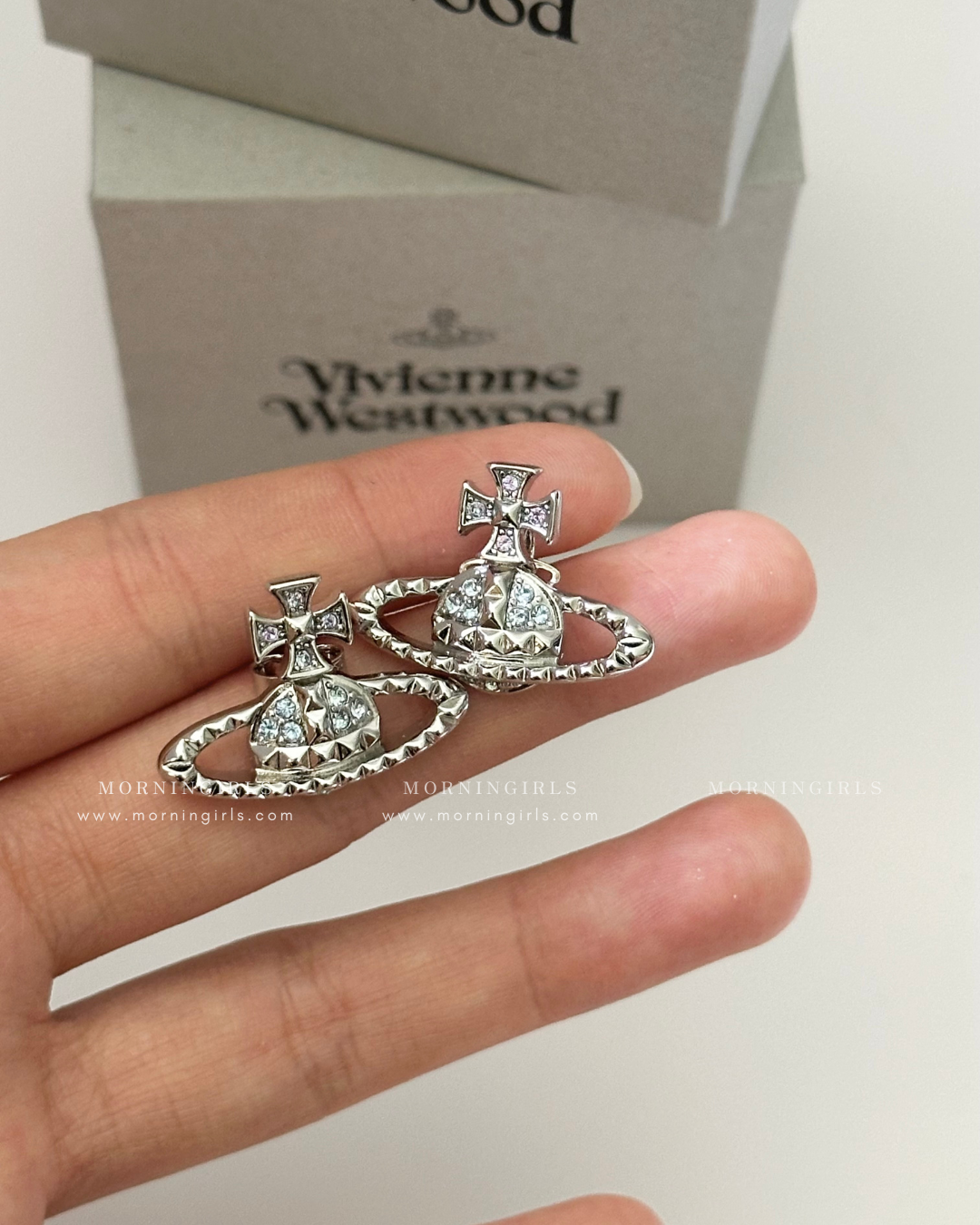 Vivienne Westwood Mayfair Bas Relief Earrings [限定幻彩色 已斷貨]