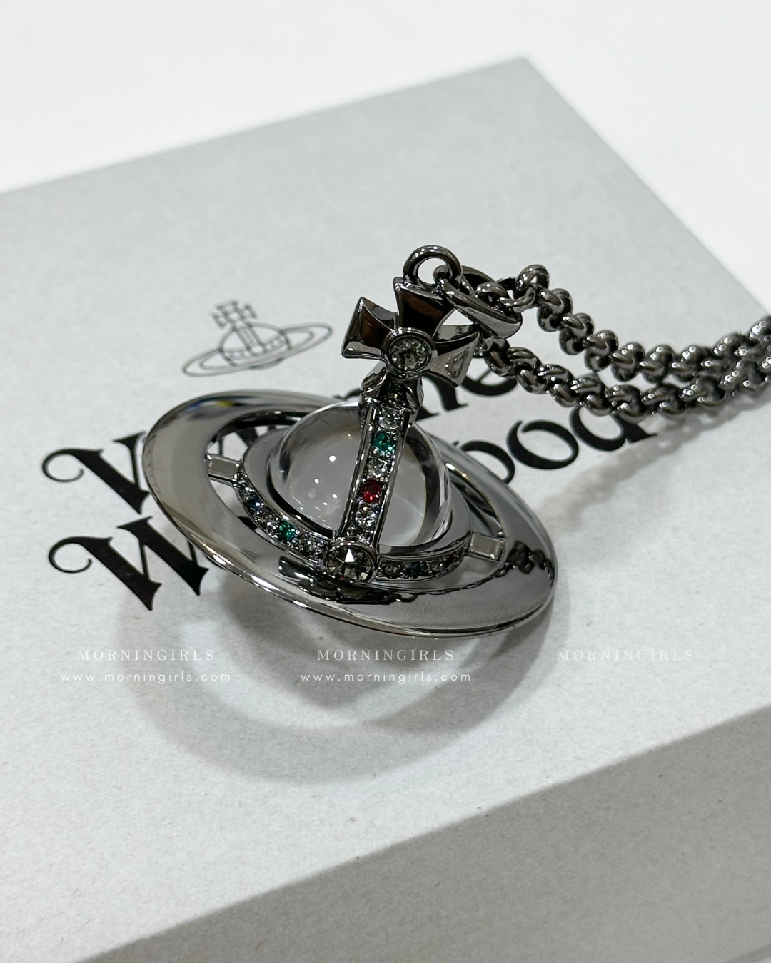 Vivienne Westwood ORB Pendant Crystal Necklace Large 大尺寸星球