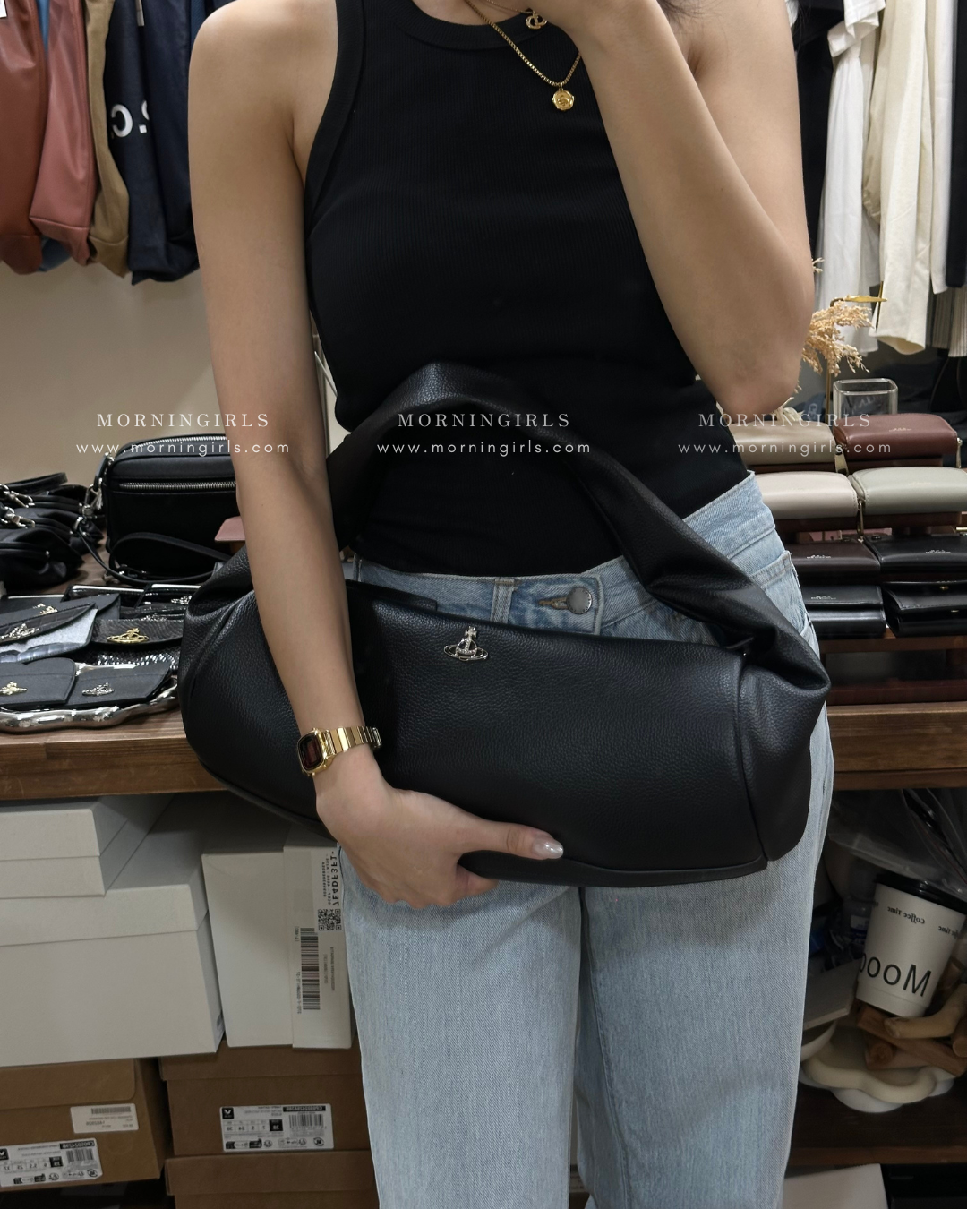 Vivienne Westwood SS25最新 Pamela Shoulder Bag [店主近期最愛日常大圓筒袋⋆˙⟡]
