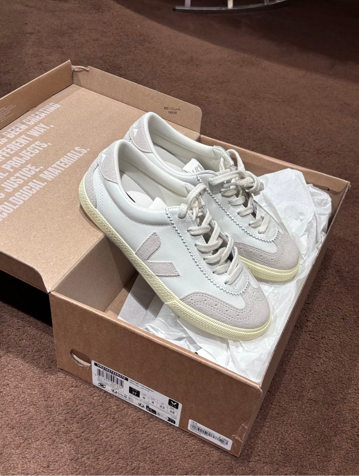 VEJA法國小白鞋 Volley Leather 淺灰白 [最新有機小牛皮!]