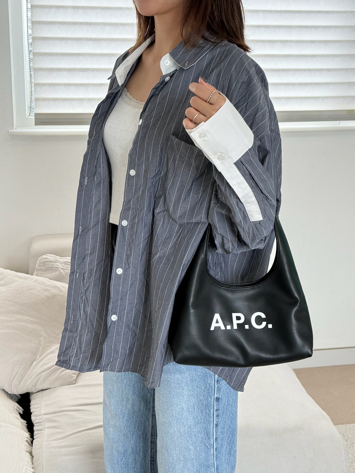 A.P.C. Baby Ninon Shoulder Bag［最新上架! 超可愛腋下袋! 全現貨發售中］