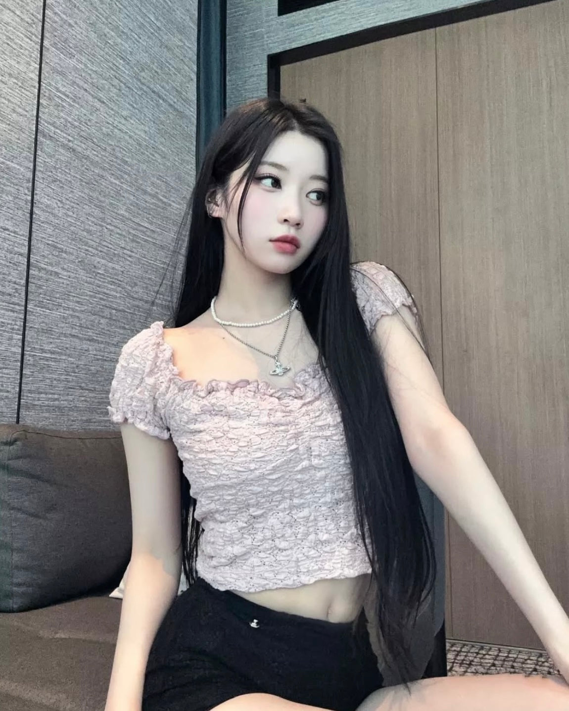 Vivienne Westwood Mini Bas Relief Pendant Necklace 全閃石土星 [BABYMONSTER ASA同款 推薦新手入門 最新太空灰上架!]