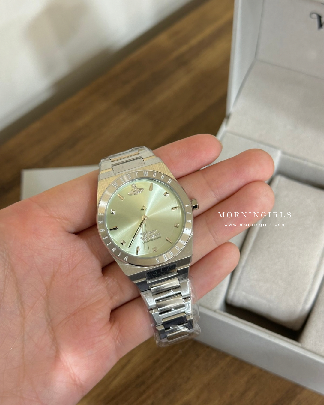 Vivienne Westwood Charterhouse Watch 33mm 薄荷綠 [清新感瑞士機芯 ]