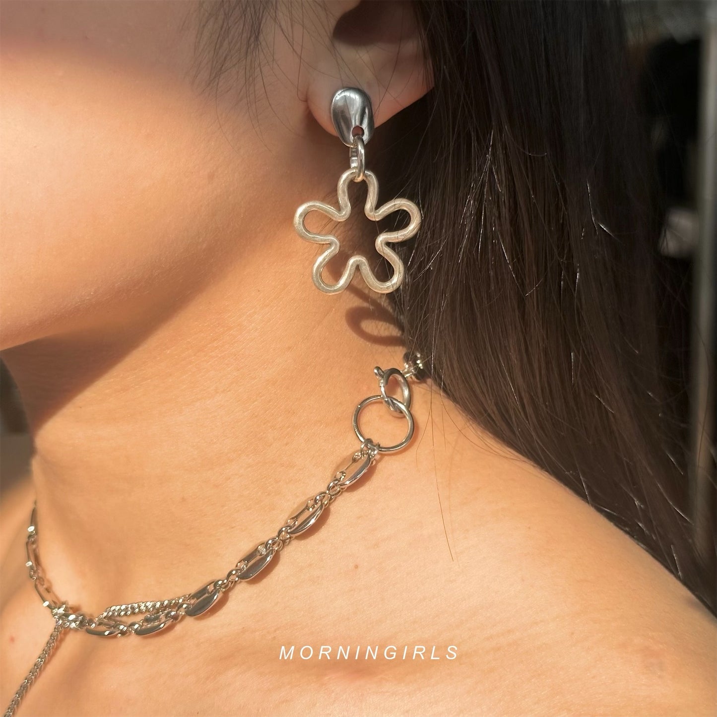 Otro Accesorio 西班牙手工飾物 - Hollow Flower Earrings 空心花花