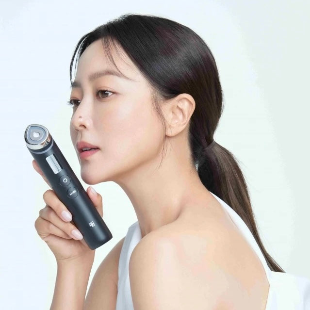 Medicube Age-R Booster Pro 智慧多功能六合一美容儀