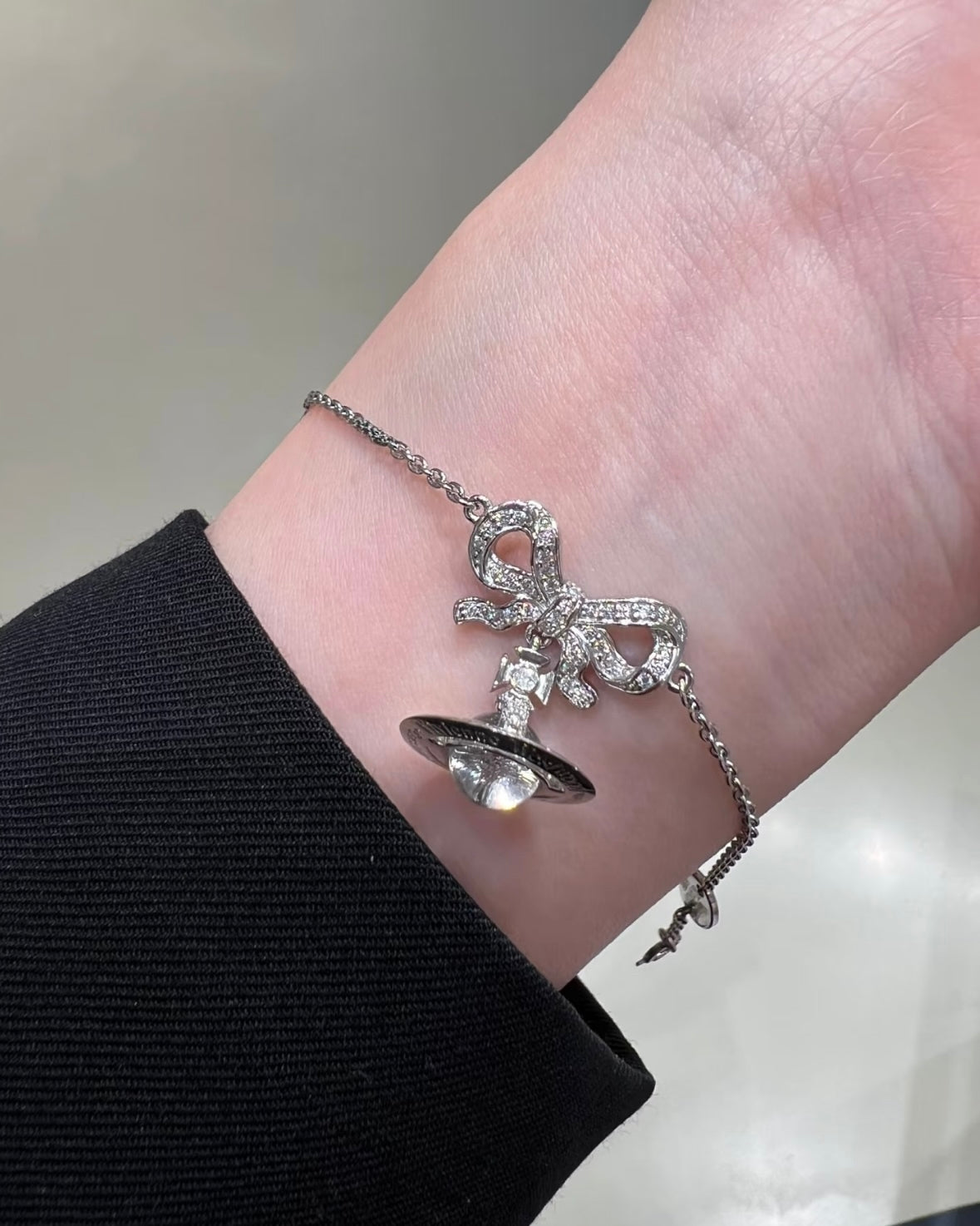 Vivienne Westwood Octavie Pendant Bracelet 蝴蝶結星球手鏈 [100%純銀 可基本濕水]