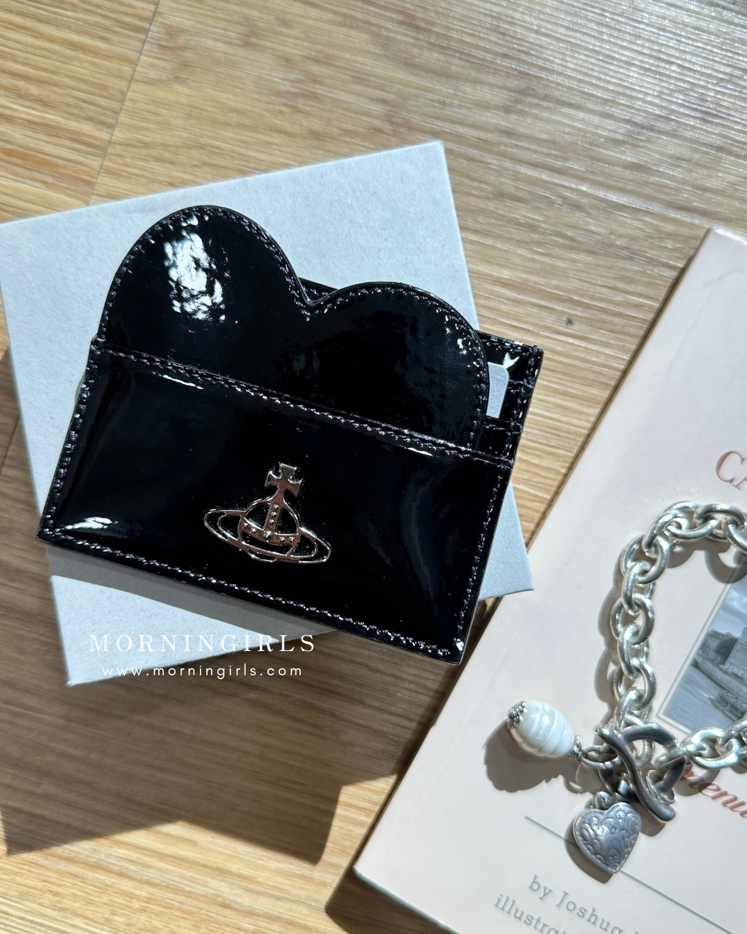 Vivienne Westwood Heart Cardholder 黑色漆皮