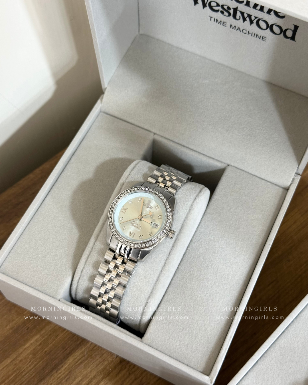 Vivienne Westwood Camberwell Watch 29mm閃鑽系列［專櫃限定款隨時停產］