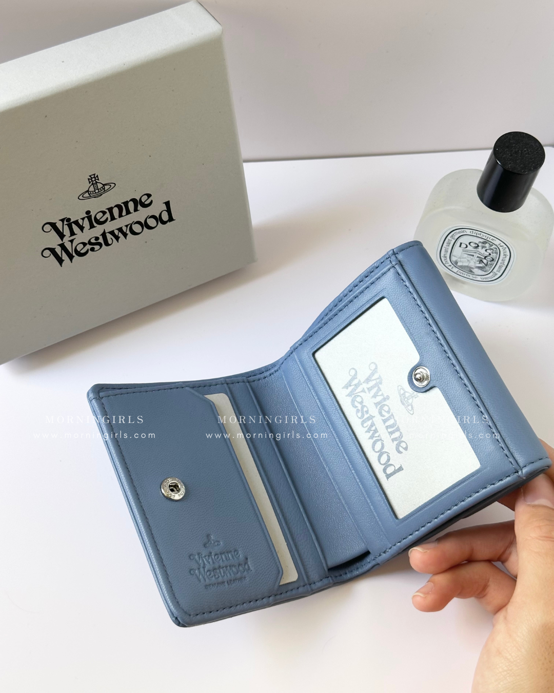 Vivienne Westwood Small Wallet 霧藍色小羊皮 [超罕有薄身連相位銀包!]