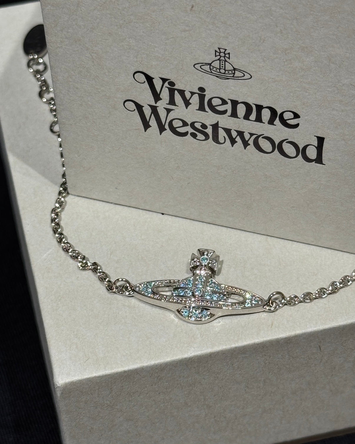 Vivienne Westwood Mini Bas Relief Pendant Necklace 藍鑽全閃石土星 [2026最新限定藍鑽]