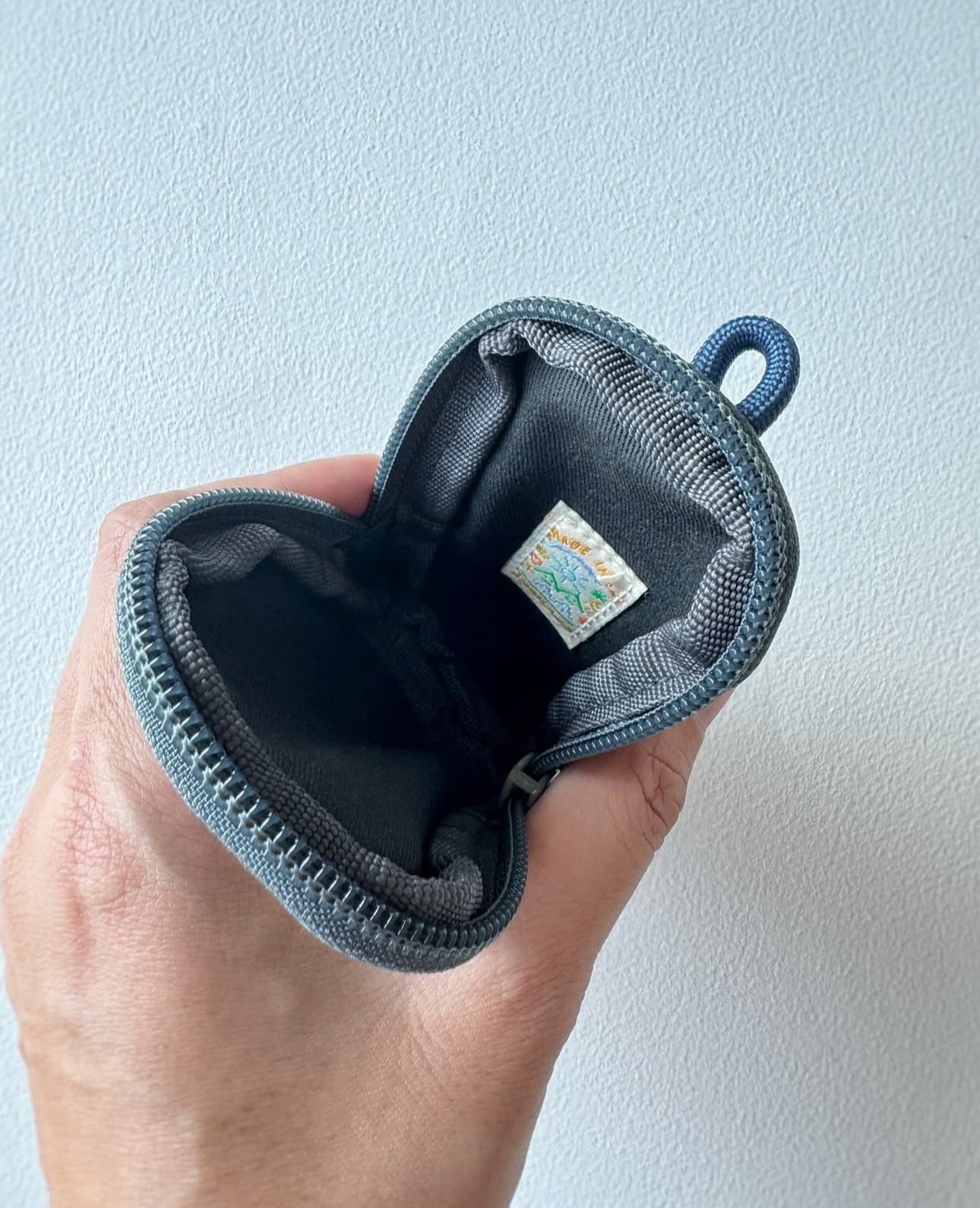 Hamblepie 泰國自家品牌 - Galaxy  Starry Night Little Coins Bag 附送扣［最新上架!］