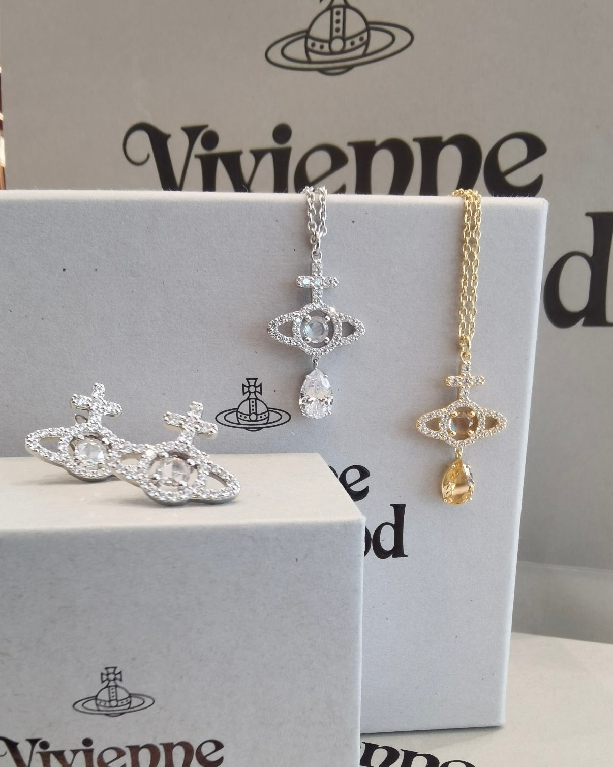 Vivienne Westwood Olympia Drop Pendant ［2026年最新上架 超溫柔人魚眼淚吊墜］
