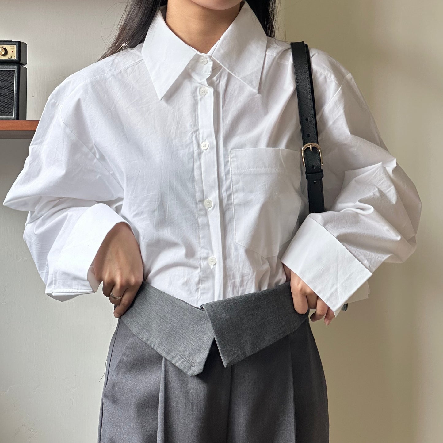 Big Pocket Oversize Cropped Shirt  [門市搬遷清貨限時優惠$149!]