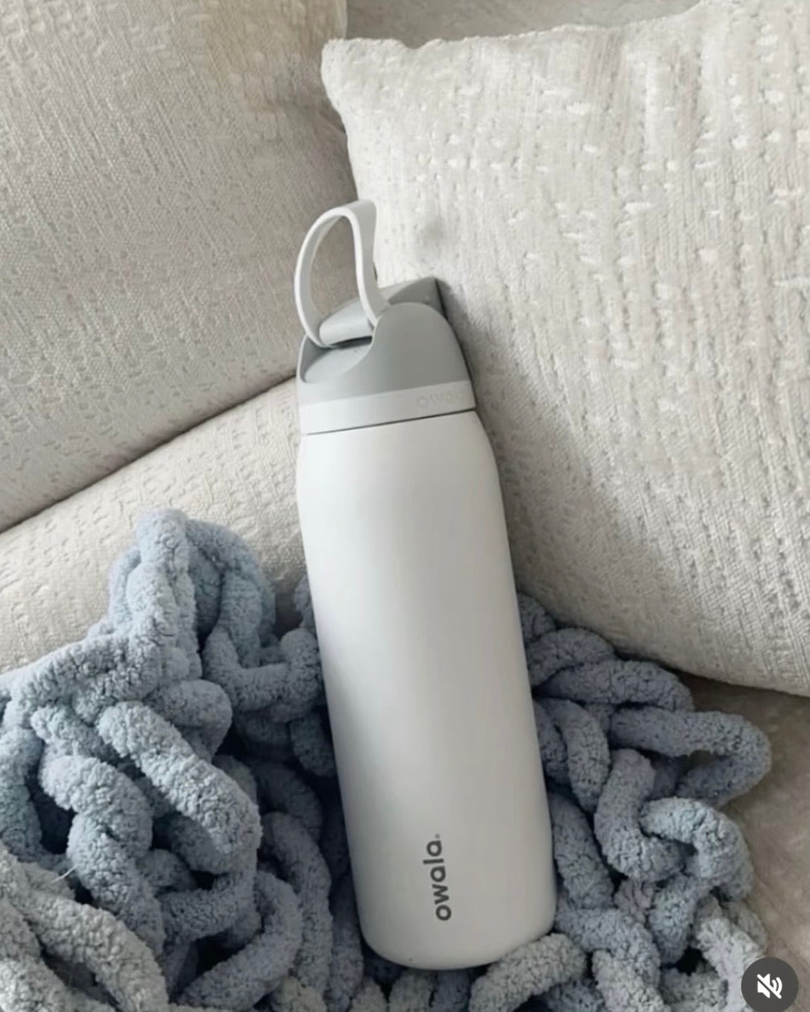 美國Owala FreeSip隔熱不鏽鋼吸管水瓶 24oz