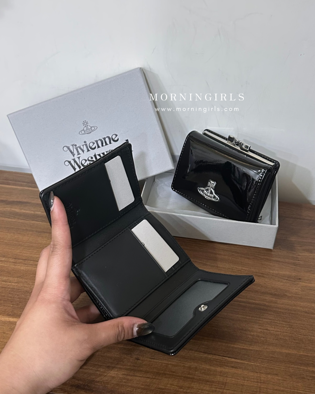 Vivienne Westwood Small Frame Wallet 漆皮黑 [限時折扣中!]