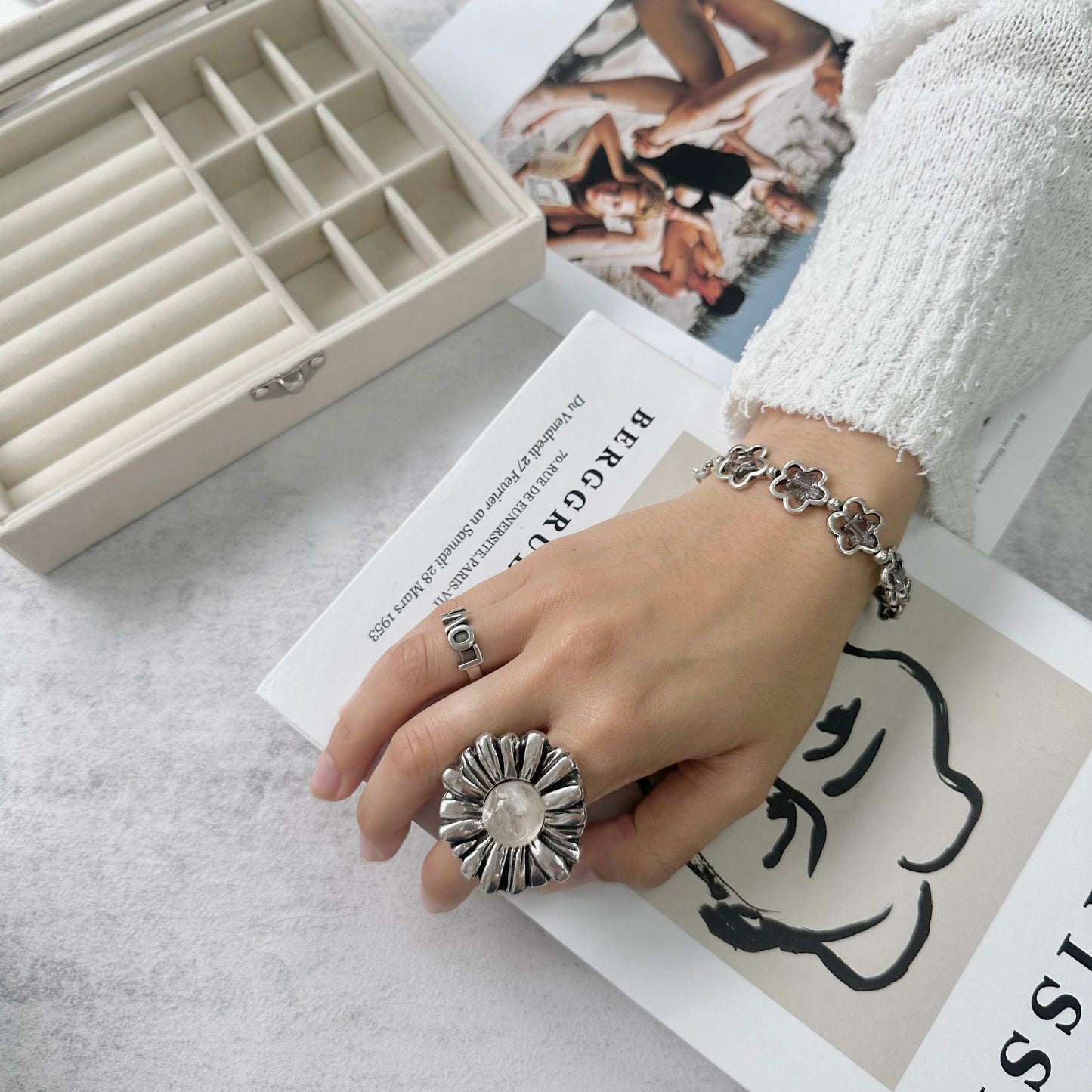 Otro Accesorio 西班牙手工飾物 - Flower & Star Layered Bracelet