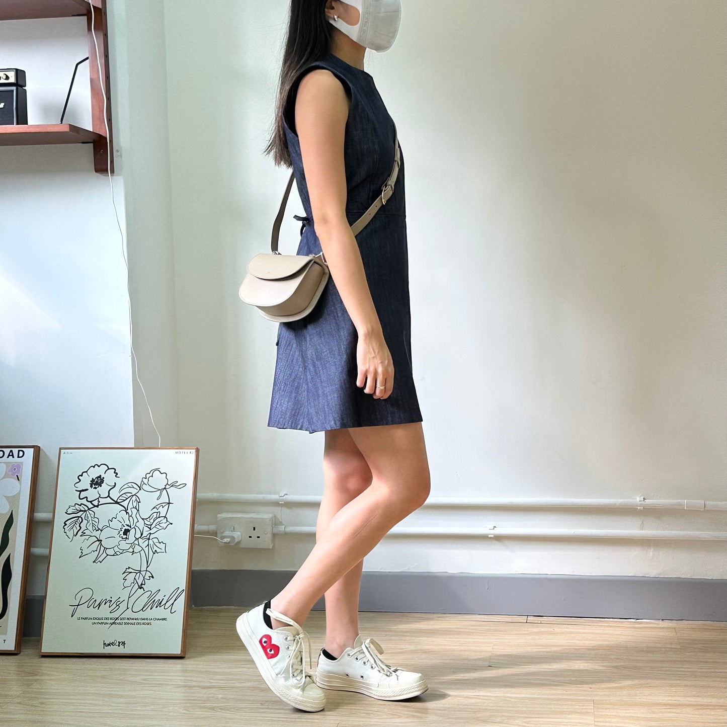 超輕牛仔小露背OPS［超推薦 !!］  [門市搬遷清貨限時優惠$169!]