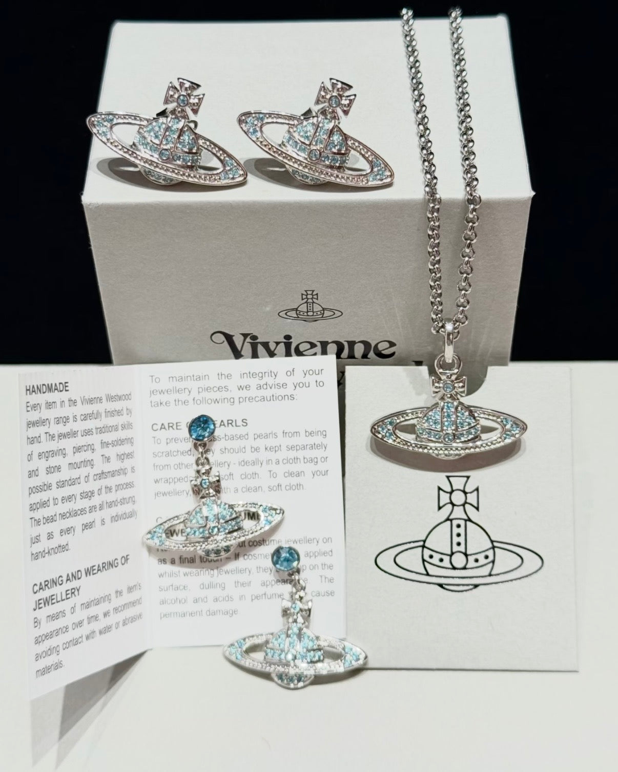 Vivienne Westwood Mini Bas Relief Pendant Necklace 藍鑽全閃石土星 [2026最新限定藍鑽]