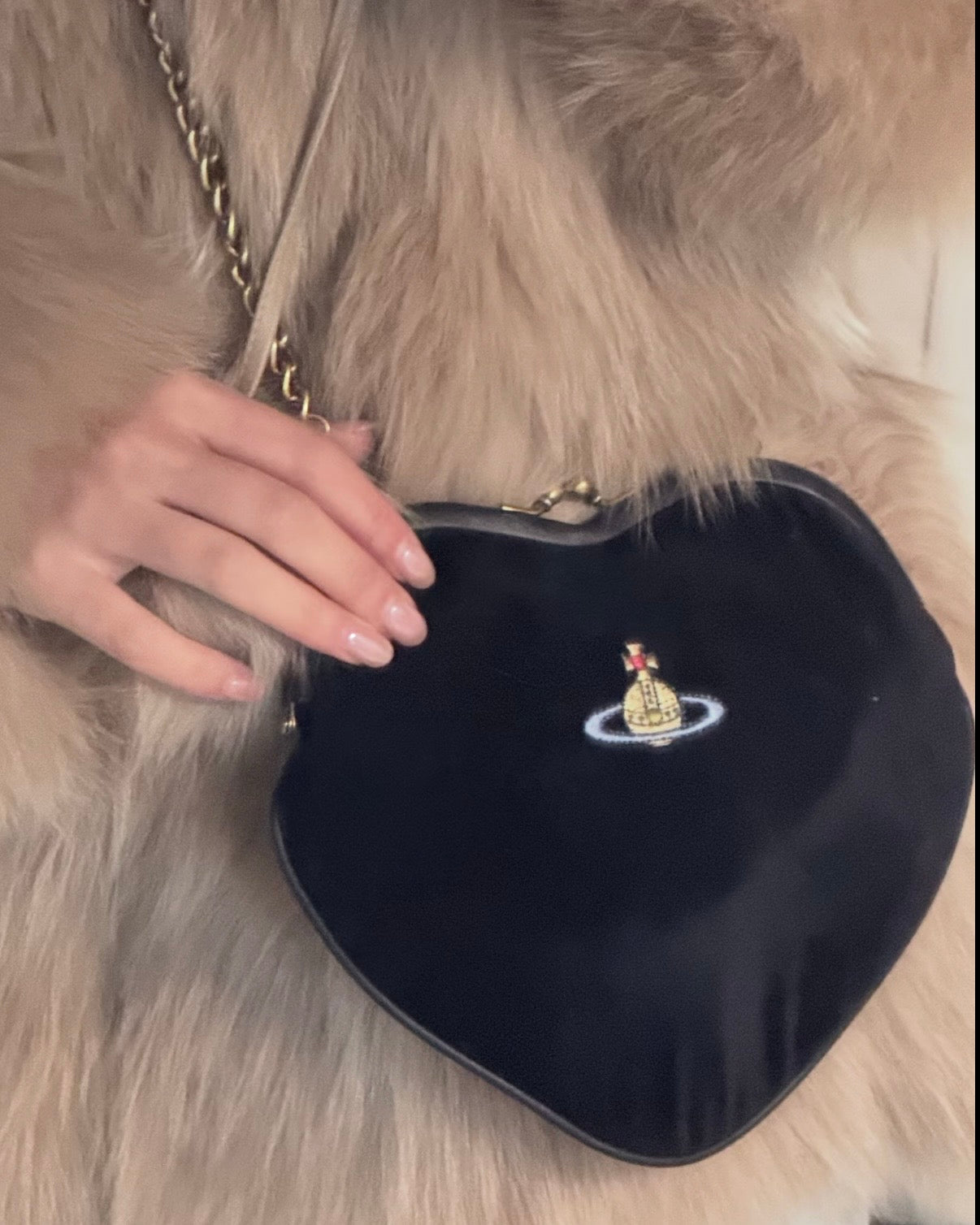 Vivienne Westwood Belle Heart Frame Purse 冬日限定天鵝絨VELET
