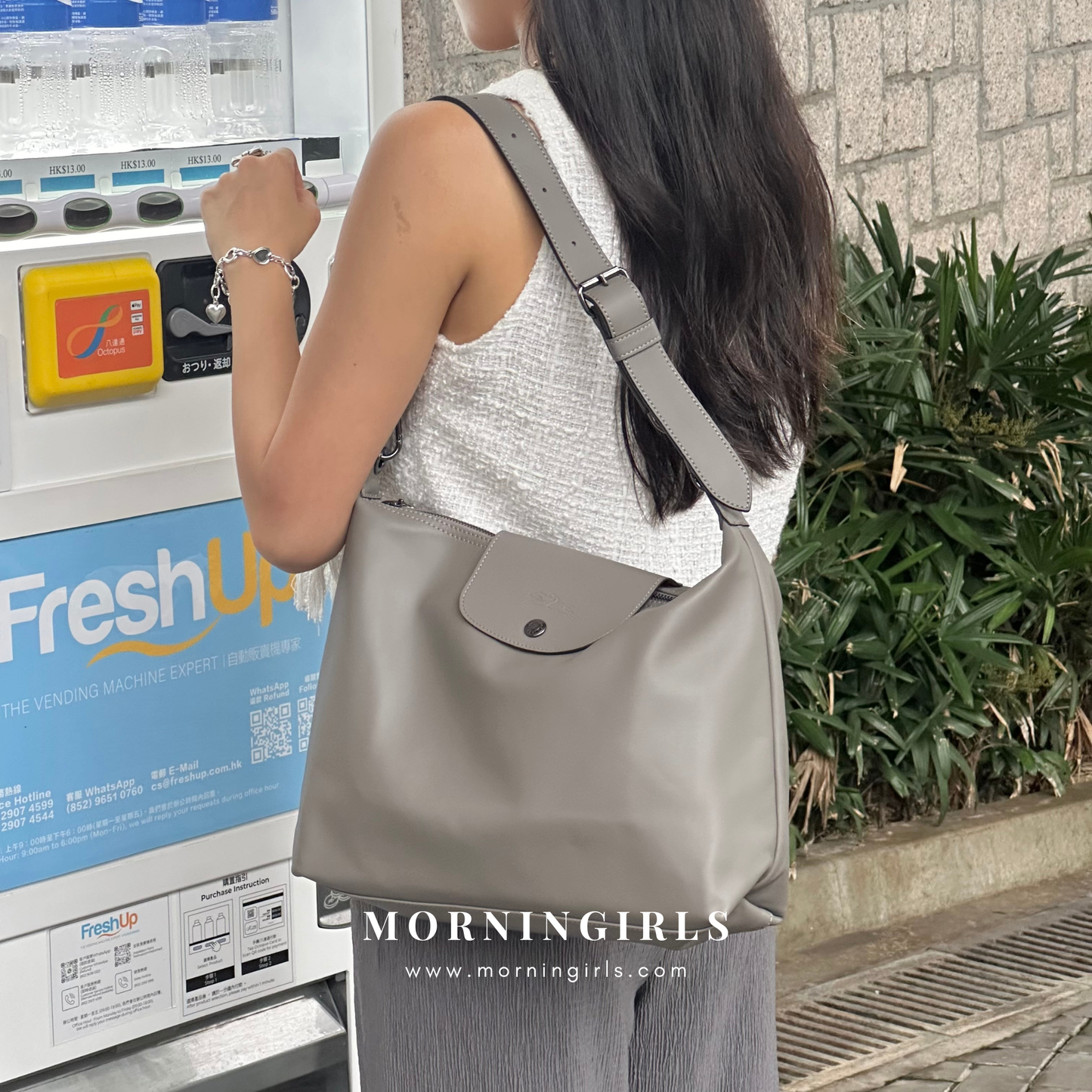 LONGCHAMP Le Pliage Xtra M Hobo Bag 超熱賣真皮系列［超人氣黑色大象灰限量現貨優惠中 完售即止!］