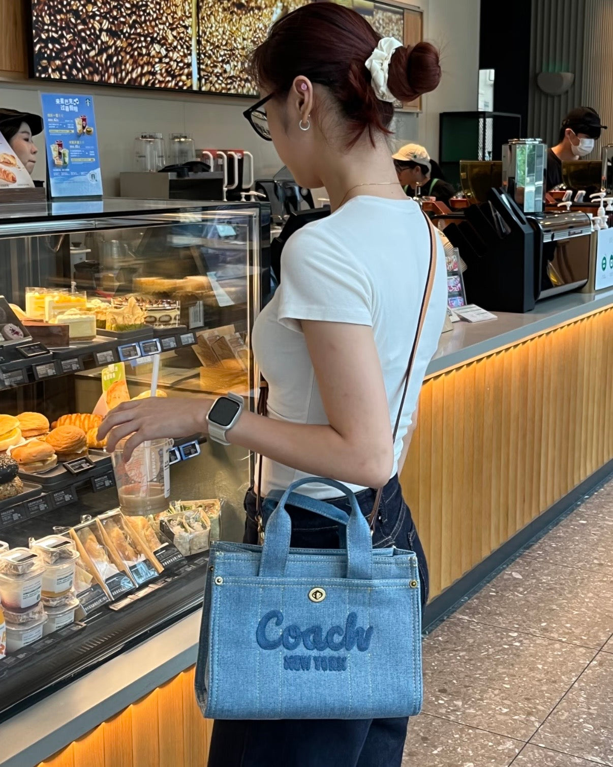 Coach Cargo 可愛牛仔Tote Bag［大容量夏日鬆弛感］