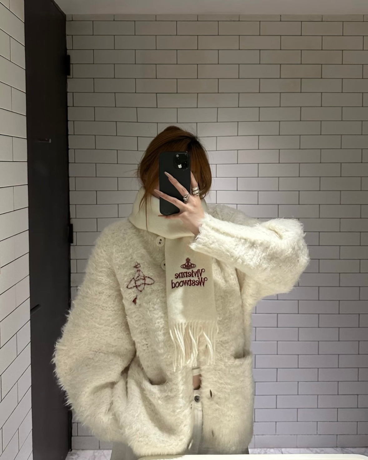 Vivienne Westwood Embroidered Logo Scarf (100% wool) [白色現貨中 日本版 意大利製!]